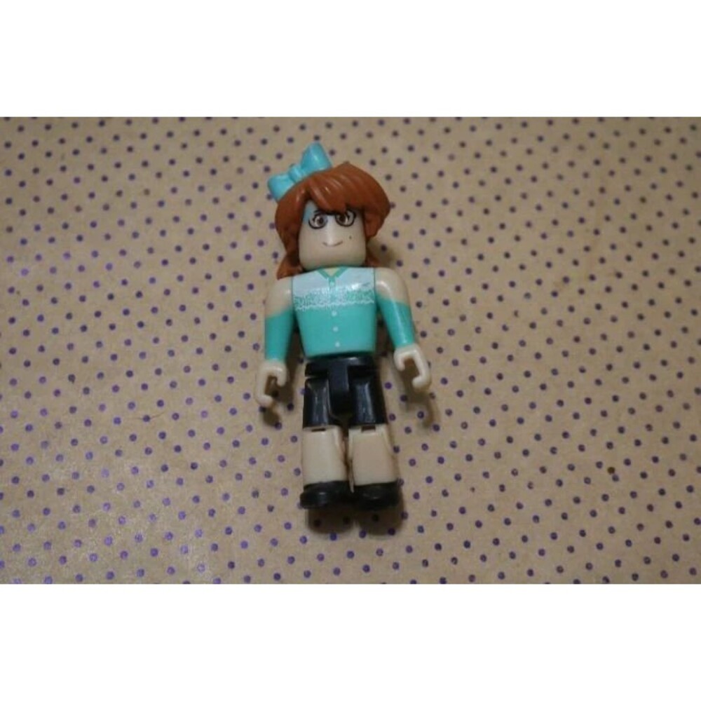 Roblox Robeats Roxie Character Figure
